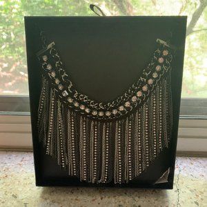Rhinestone costume jewellrey (necklace)